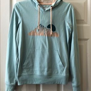 North Face Ladies light weight hoodie
